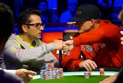Esfandiari_Koon_fist_bump.jpg